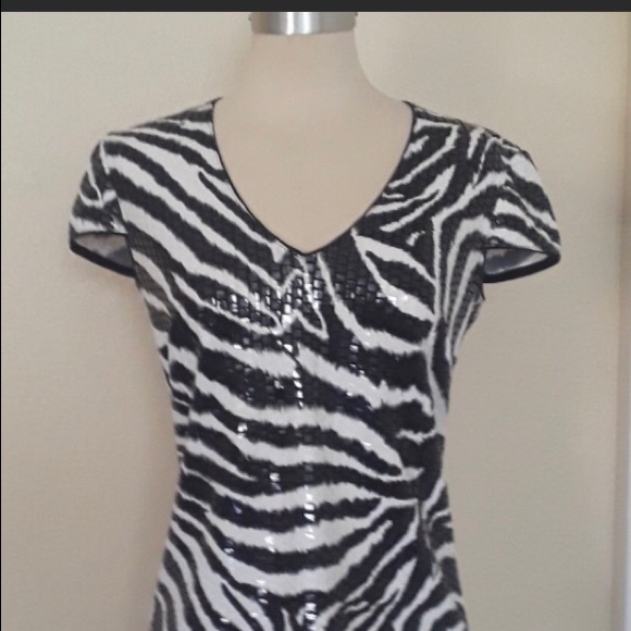 Joseph Ribkoff shiny zebra shirt - Picture 1 of 5
